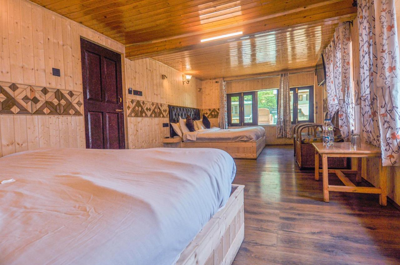 Hotel Kashmir House Pahalgām Esterno foto